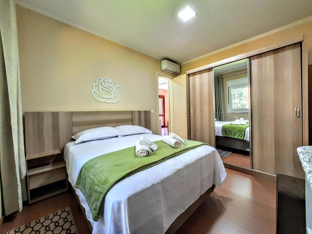 Apartamento Refugio Do Ipe Em Gramado - Proximo Ao Lago Negro Exterior foto